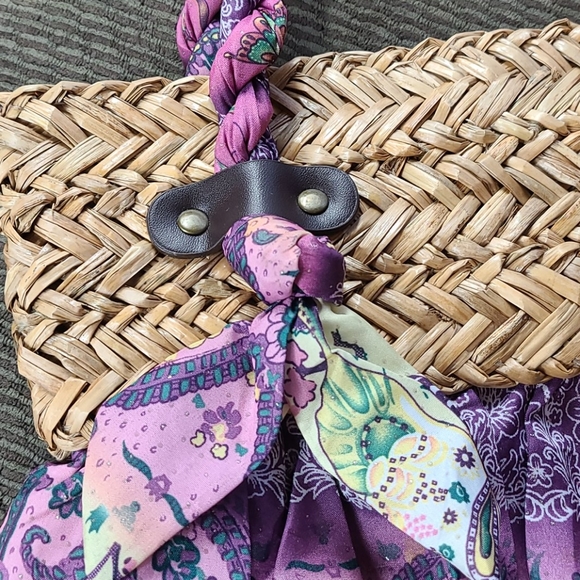 Purple Ruffled Handbag NWOT - Picture 2 of 7